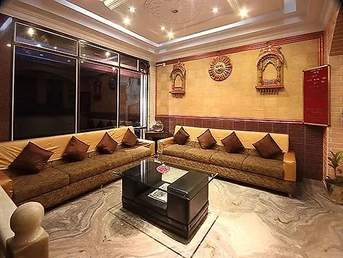 Anand Palace Hotel Udajpur 3*,